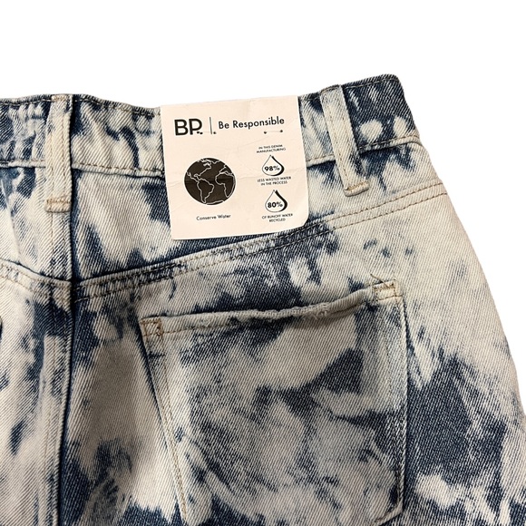 BP Ripped Nonstretch Denim Cutoff Shorts in Blue Bleached Wash (27) - Picture 6 of 10